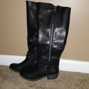 Never used tall black man-made leather boots